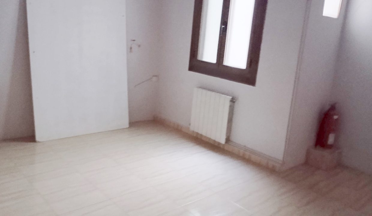 WhatsApp Image 2025-12-15 at 13.27.27 (1)