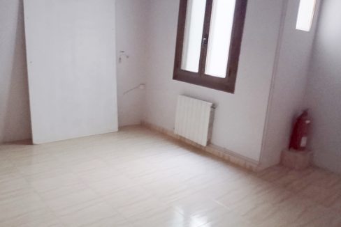 WhatsApp Image 2025-12-15 at 13.27.27 (1)